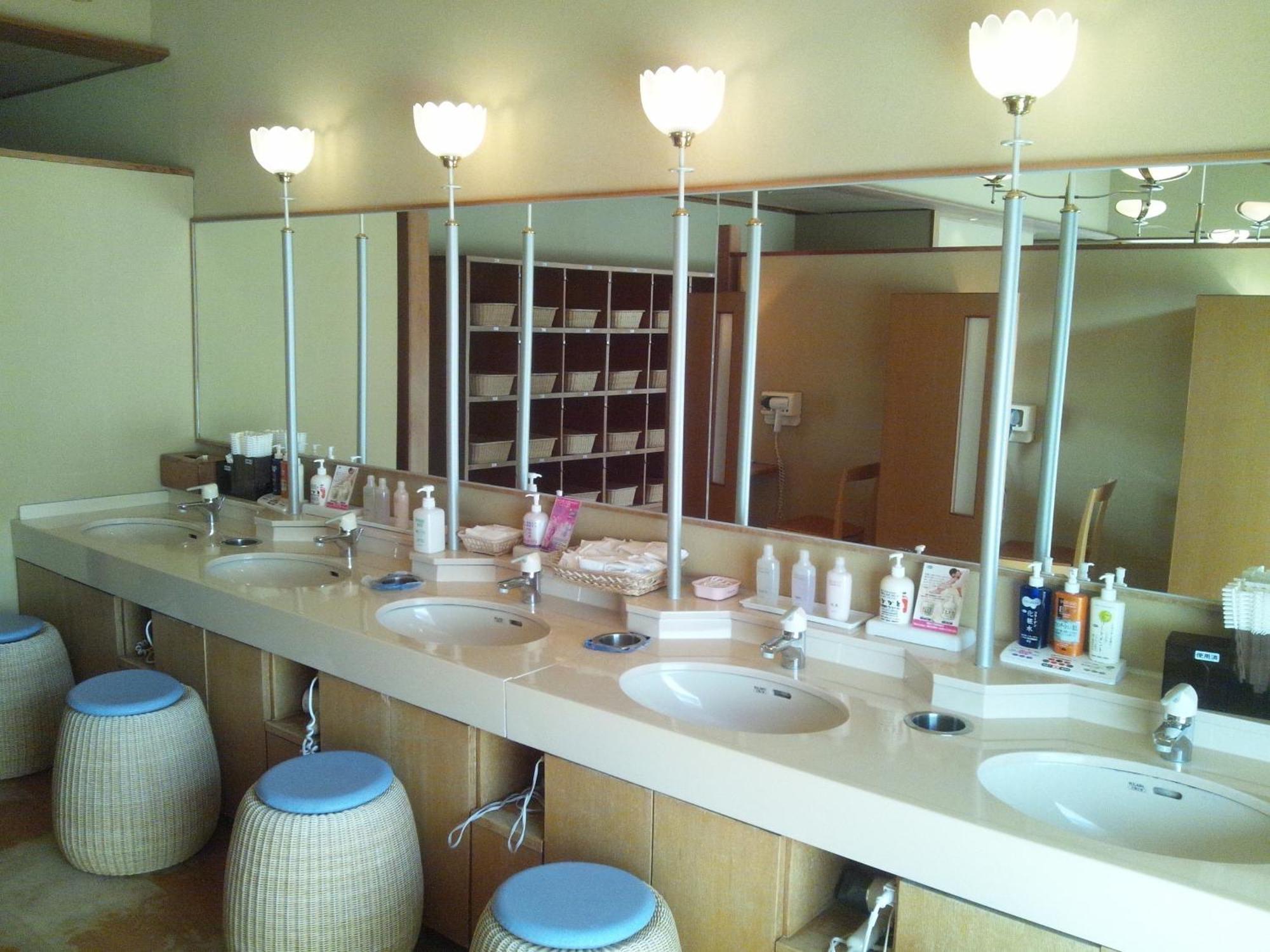 אצ'י Hirugami Grand Hotel Tenshin מראה חיצוני תמונה